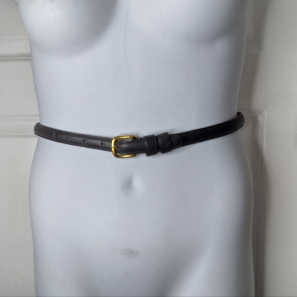 Coach Cowhide Leather Belt With Brass Buckle - Picture 9 of 9